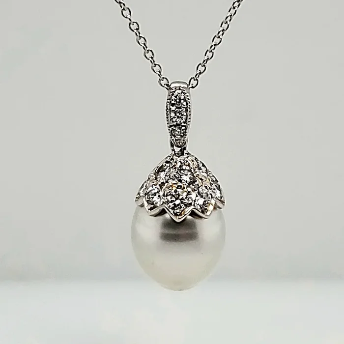 Platinum and Diamond Pearl Pendant