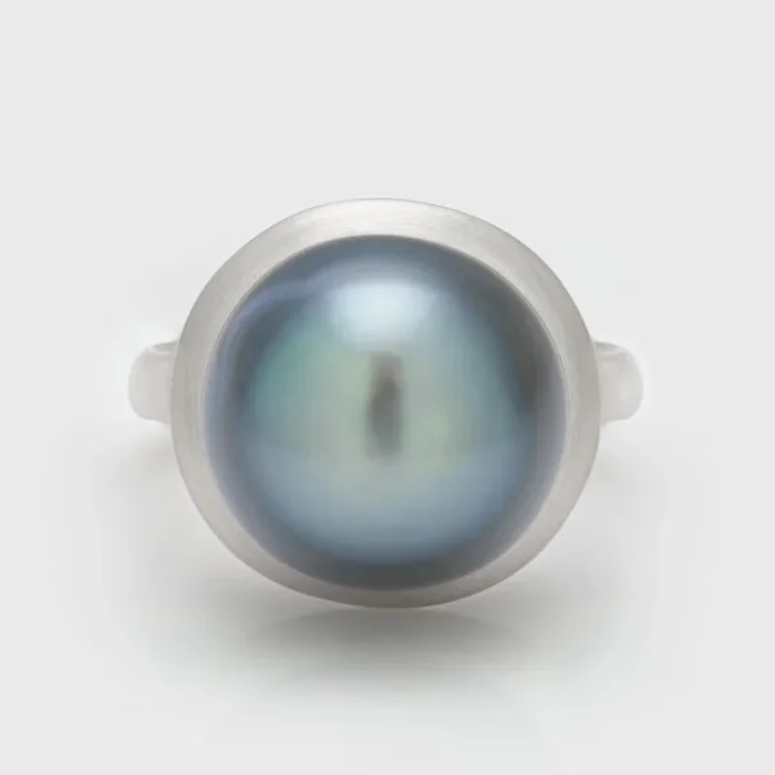 Platinum Black Pearl Ring