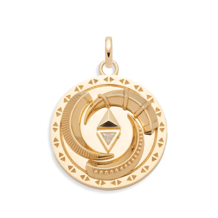 Protection La Loba Claw Triskele Large Medallion : in Yellow Gold with Diamonds and an Annex Link