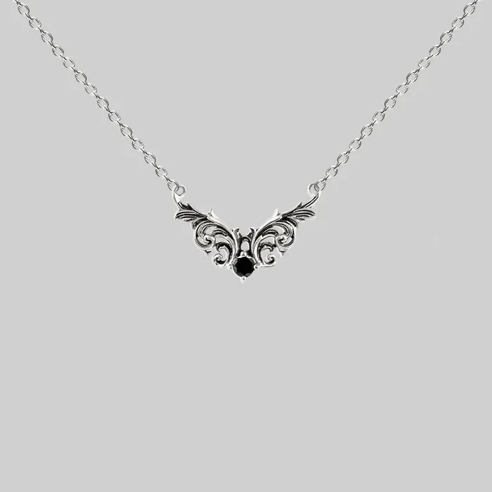 QUENTIN. Ornate Flourish Chevron Onyx Collar – Silver