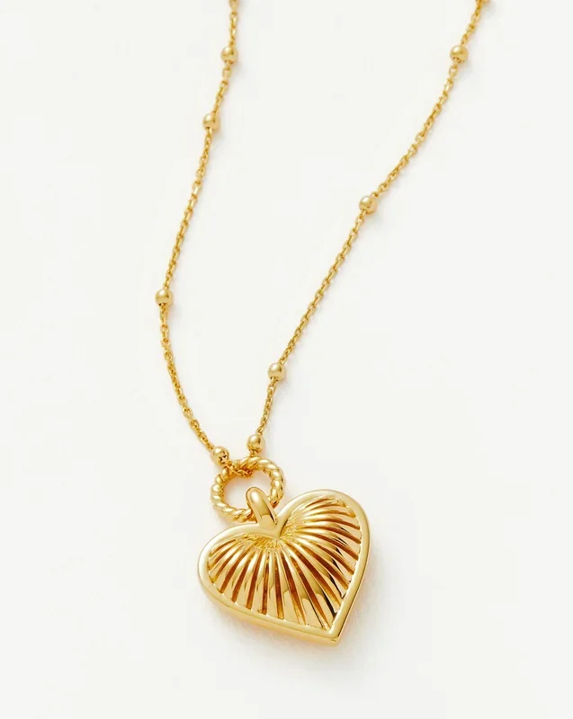 Ridge Heart Charm Pendant Necklace | 18k Gold Plated