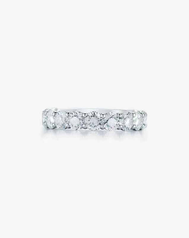 Round 3/4 Lab Diamond Band