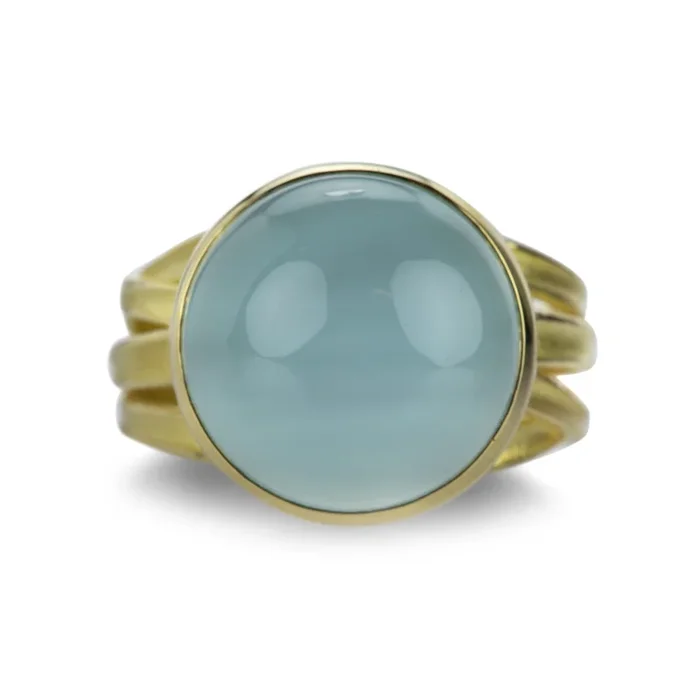 Round Aquamarine Cabochon Ring