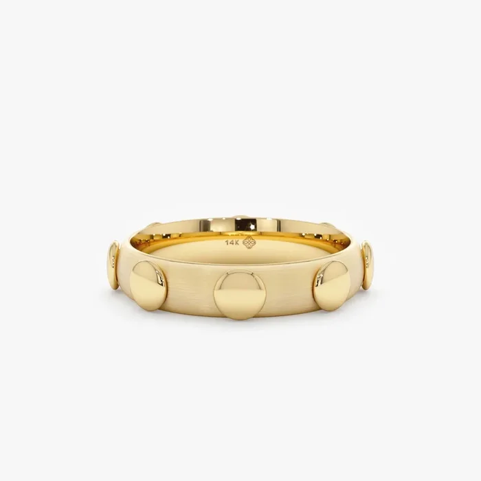 Round Station Ring, Vera