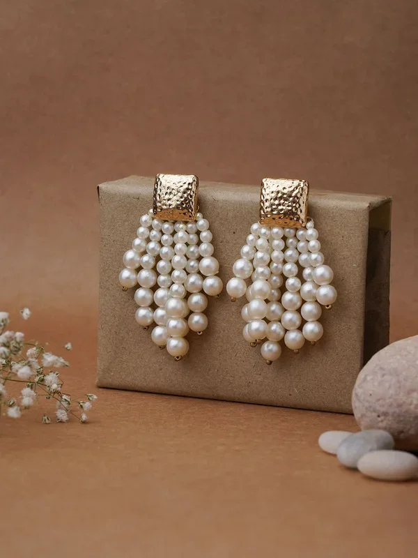 Royal Pearl Earring