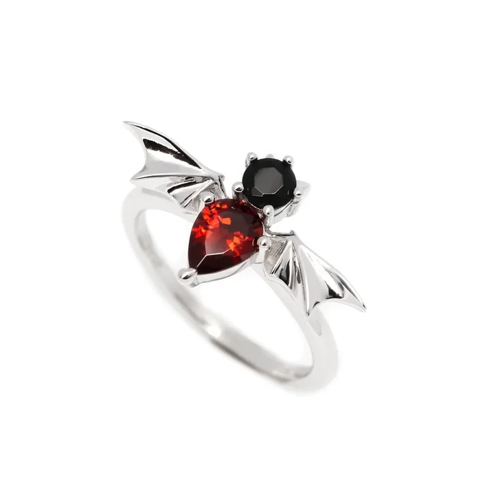 Saira’s Familiar Bat Ring