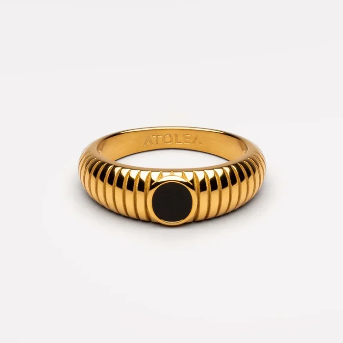 “Seseh” Onyx Ring