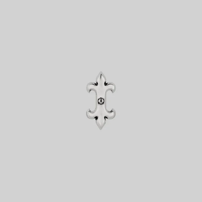 SHIELD. Medieval Stud Earring – Silver