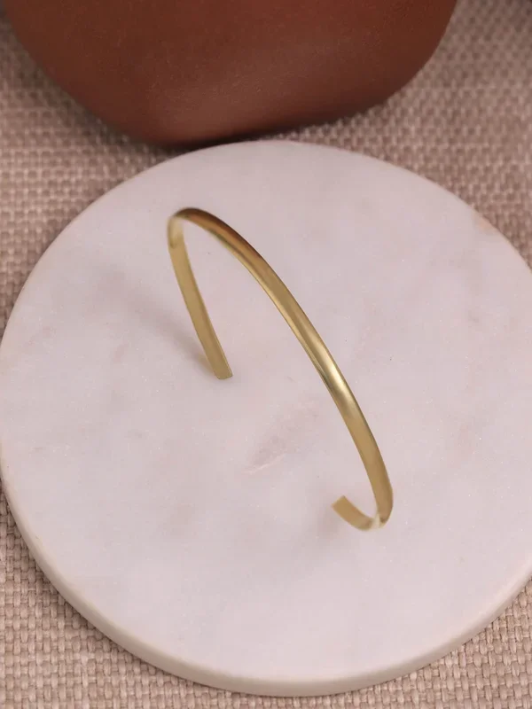 Silken Skinny Brass Adjustable Bracelet (Anti Tarnish)