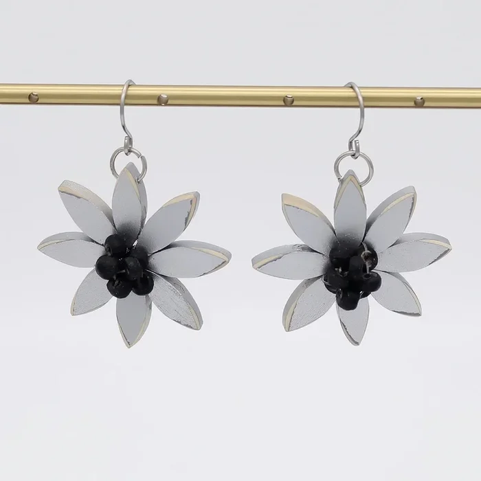 Silver Amaya Flower Earrings