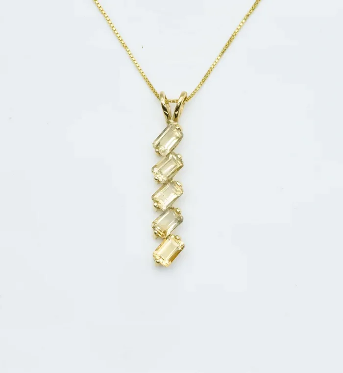 Slanted Baguette Citrine Pendant in Gold