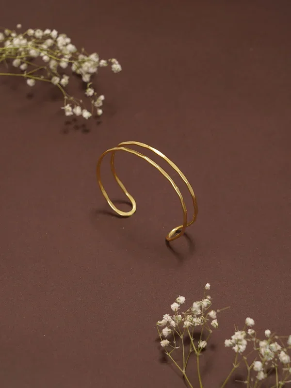 Sleek Line 2 way Brass Adjustable Bracelet (Anti Tarnish)