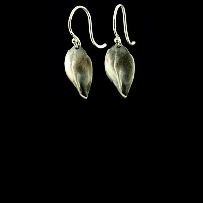 Small Rose Leaf Earring