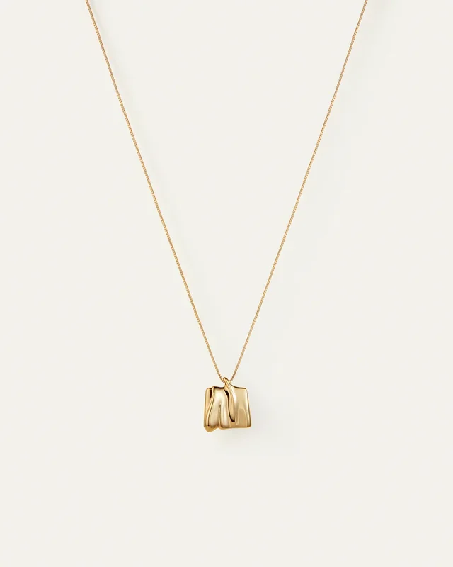 Small Sundra Pendant Necklace
