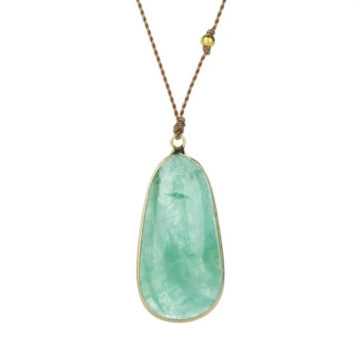Smooth Emerald Pendant Necklace