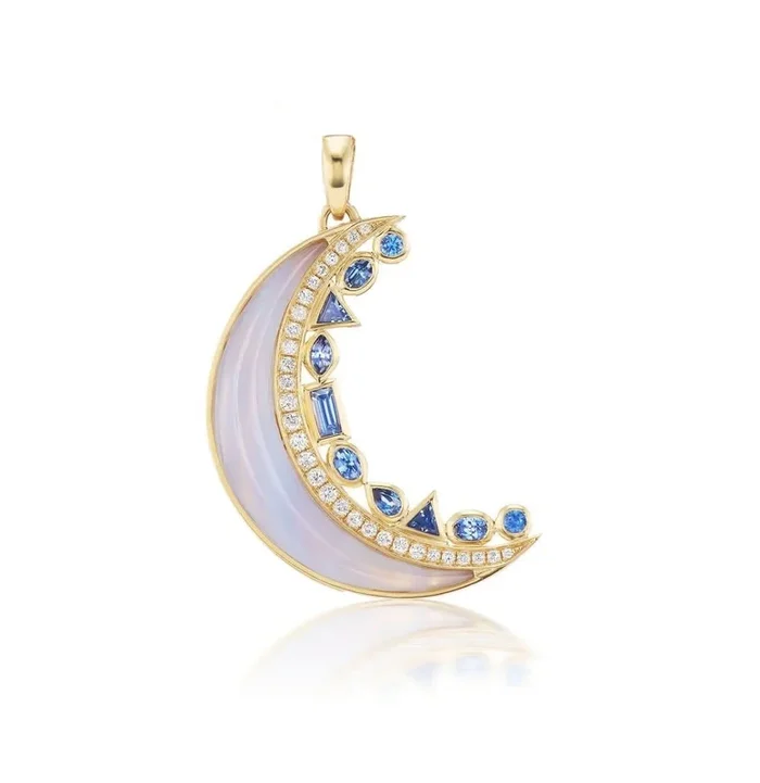 SORELLINA Blue Lace Agate Crescent Moon Pendant