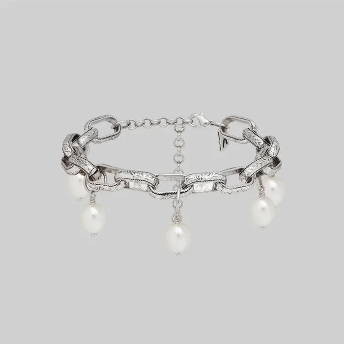 SOVEREIGN. Ornate Link Pearl Bracelet – Silver