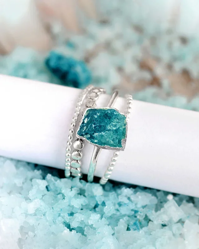 Stapelring-Set aus rohem Apatit und Silber