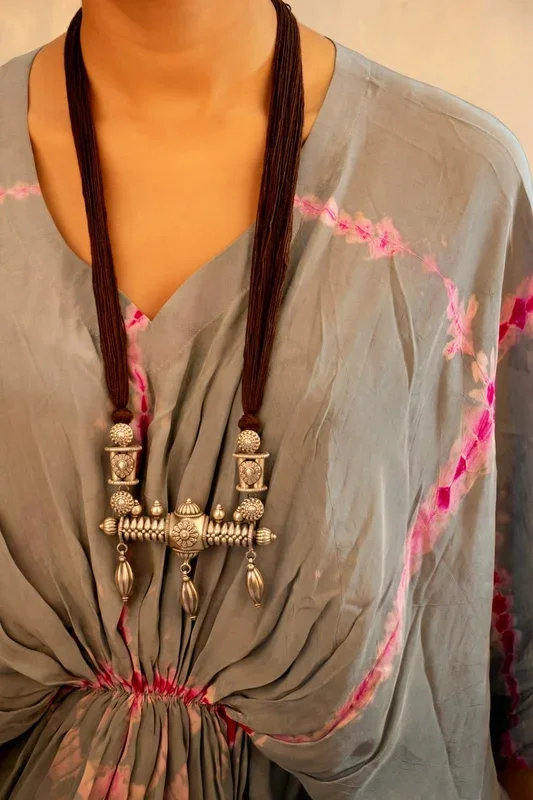 Tattva Classic Vintage Inspired Necklace