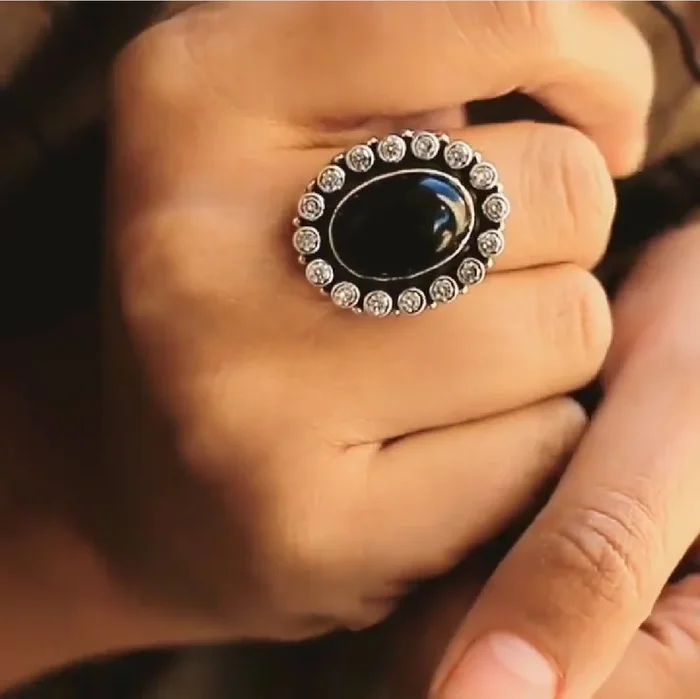 Tattva Scintillating Jadau Ring