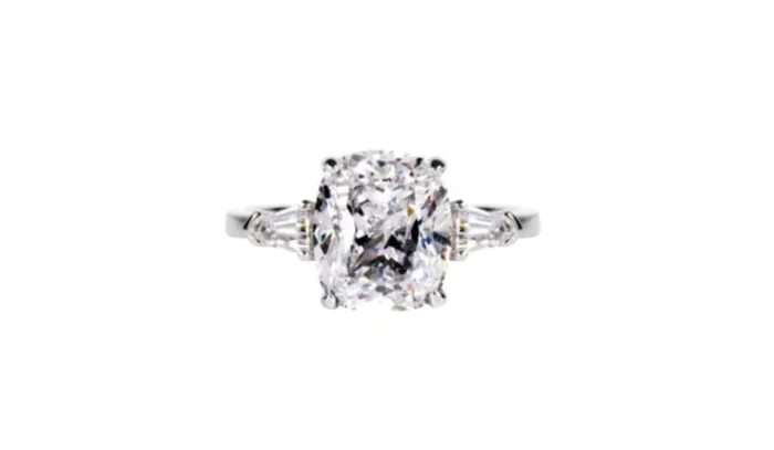 The Rowan Ring (3 Carat)
