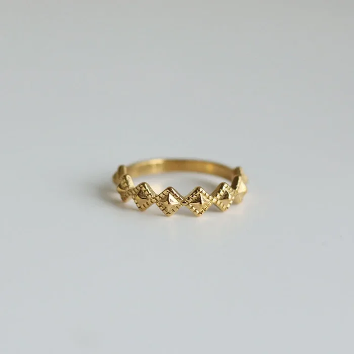 Verity Ring