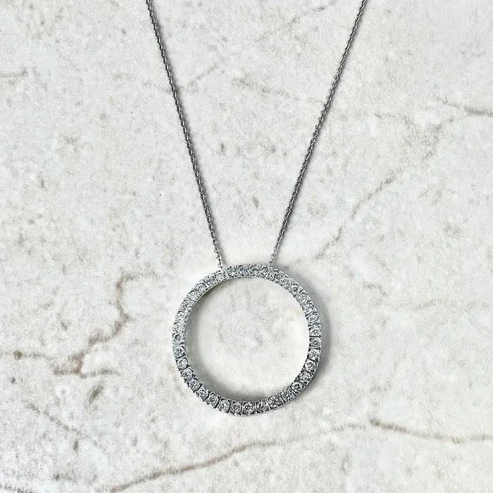 Vintage 14 Karat White Gold 0.45 Carat Diamond Circle Pendant Necklace