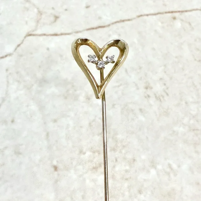 Vintage 14 Karat Yellow Gold Diamond Heart Stick Pin
