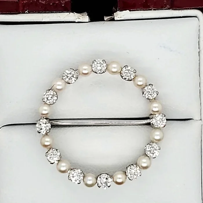 Vintage 14kt White Gold Diamond and Pearl Circle Brooch