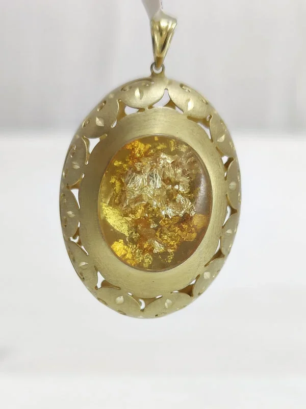 Vintage Sterling Silver Oval Shape Pendant