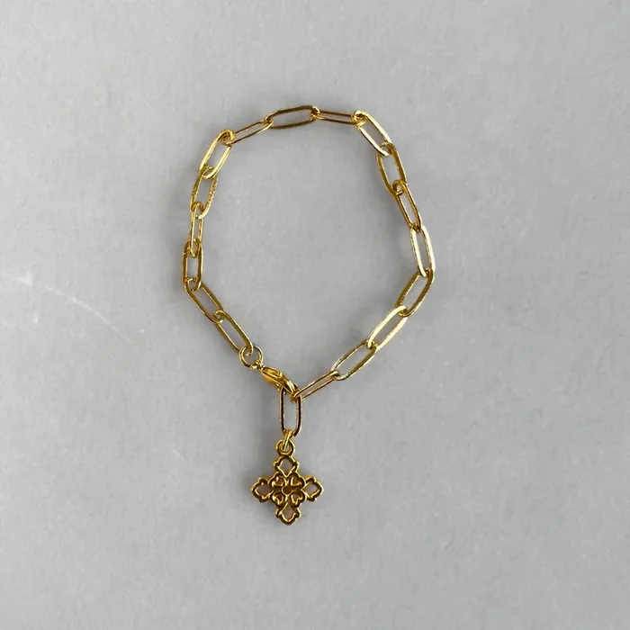 Virtual Charm Bar | Paper Clip Bracelet