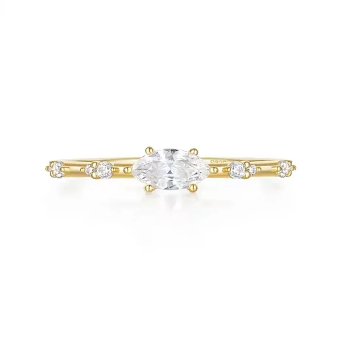 Vivid Elegant Marquise-Cut Cubic Zirconia Ring