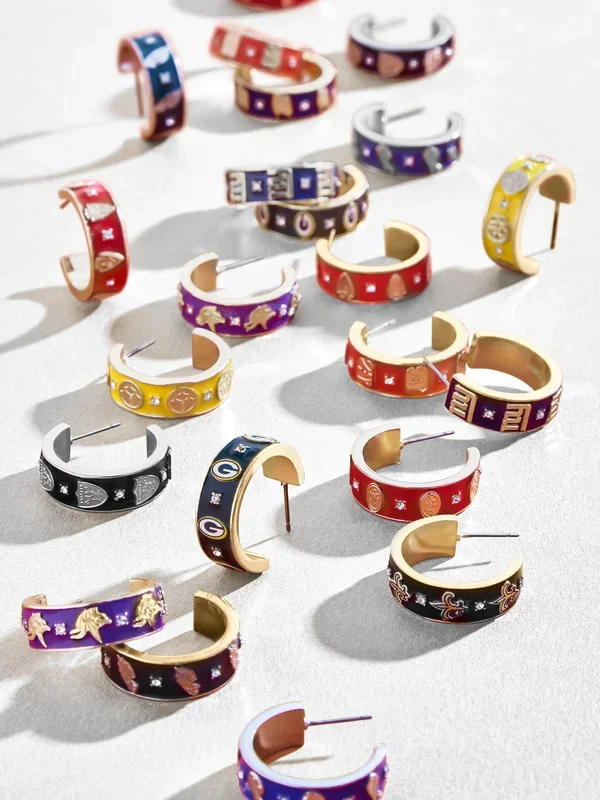WEAR By Erin Andrews x BaubleBar Enamel Hoop Earrings – San Francisco 49ers