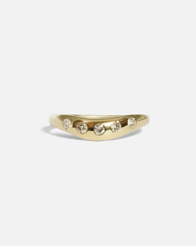 Wide Curve Band / Five Stone