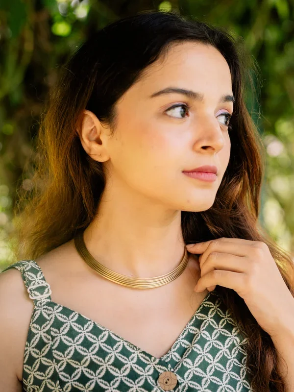 Wired Adjustable Brass Choker (Anti Tarnish)