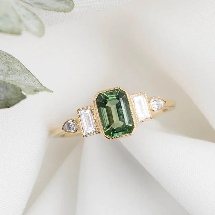 【一点物】エディスリング ・1.43ct・非加熱マダガスカル産ライトグリーンサファイア・K14YG