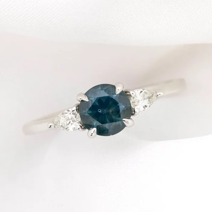 【一点物】オリヴィアリング ・1.01ct・加熱モンタナ産ブルーサファイア・K14WG